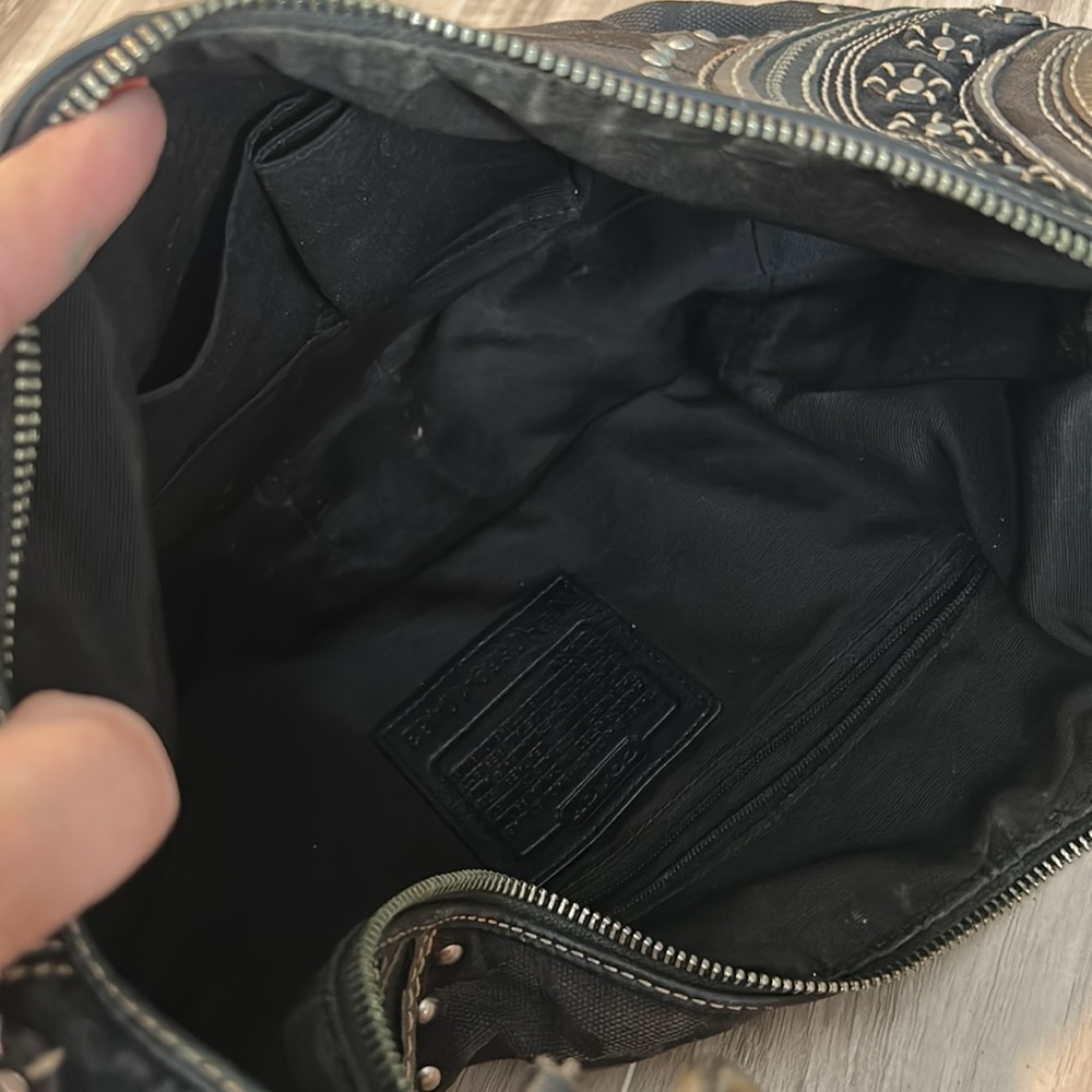 Vintage COACH STUDDED BAG - Picture 5 of 6
